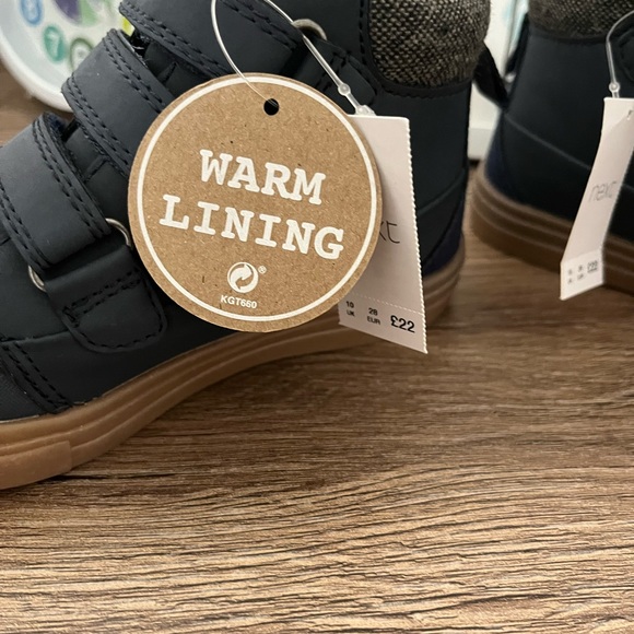 BNWT boys navy boots from next size 10 - Picture 2 of 2